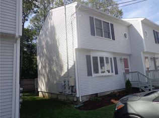 23 Benefit St APT 7, Warwick, RI 02886