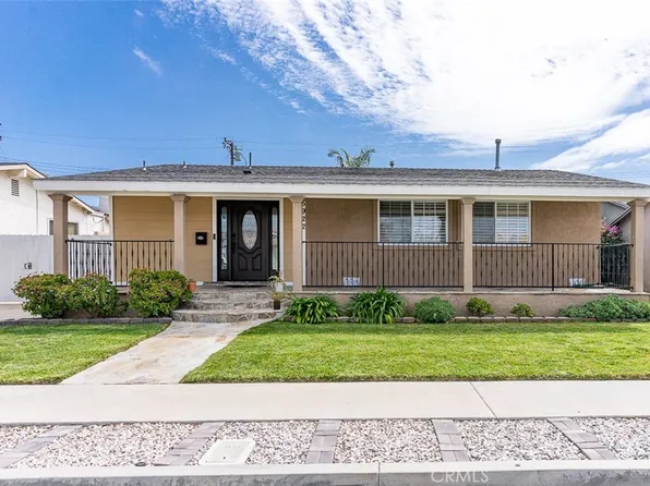 5922 Lemon Ave, Cypress, CA 90630