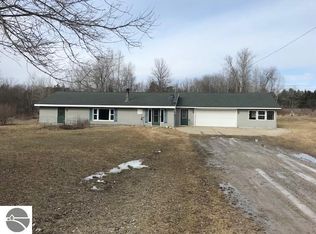 5009 State Rd, Hale, MI 48739