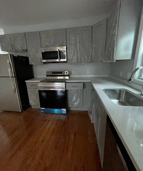 109 Beacon St — Photo 3