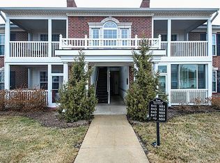 857 E Summerfield Gln, Ann Arbor, MI 48103