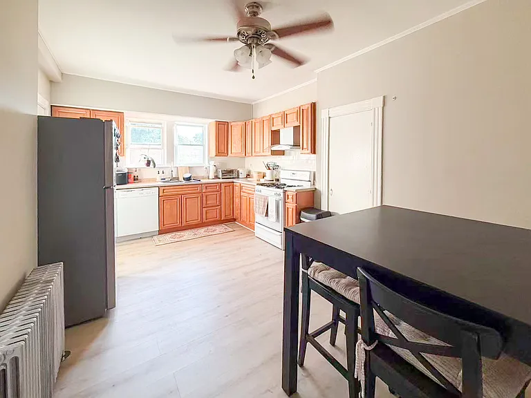 41-43 Winthrop Ave #1 — Photo 6