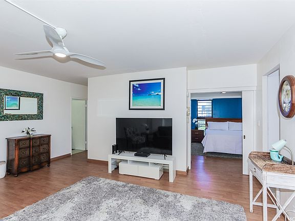 3rd image of 1314 Victoria St APT 1003