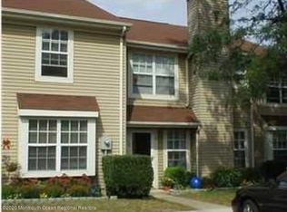 22 Berkeley Pl #22, Eatontown, NJ 07724