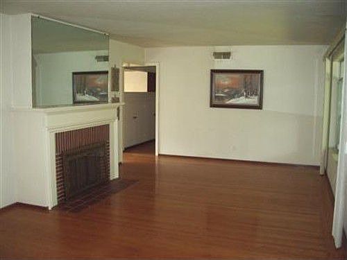 2nd image of 919 Piedmont Dr