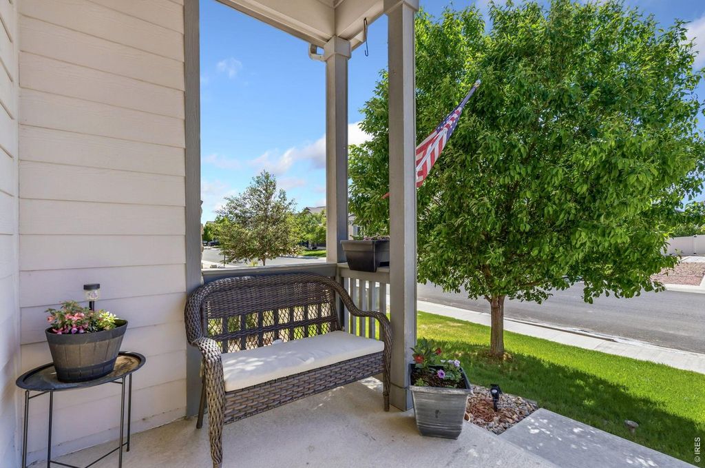 375 Shadowbrook Dr