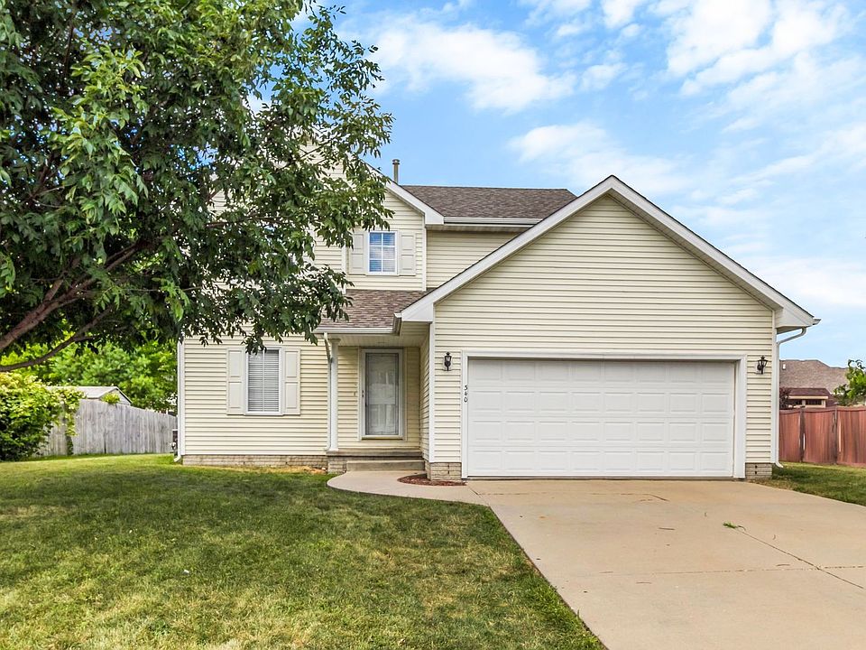 1st image of 340 NE Carefree Ln