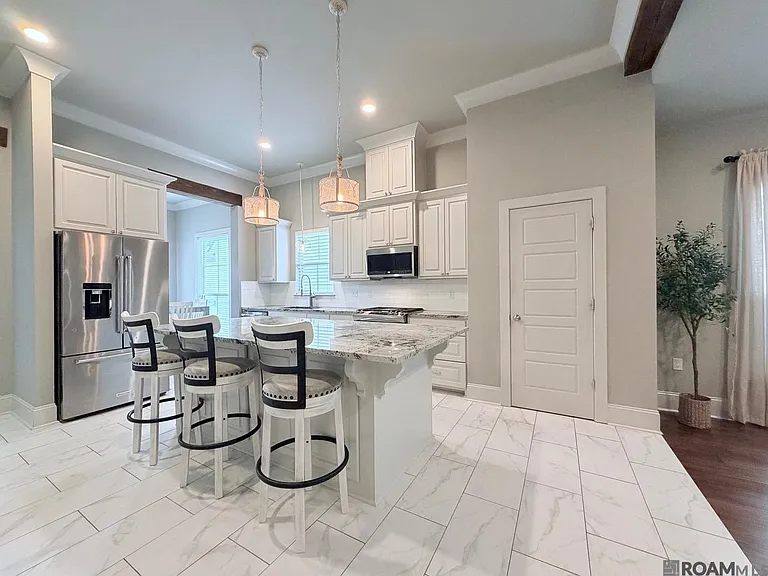 6643 Silver Oak Dr — Photo 4
