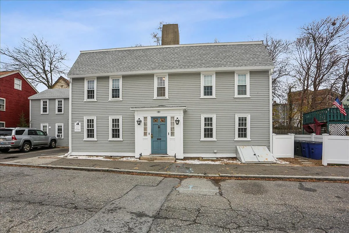 1 bed, $1,795 — Photo 1