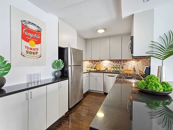 5th image of 250 E 31st St APT 7B