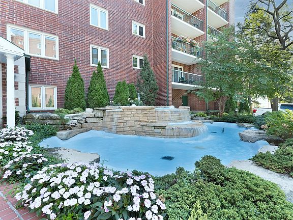 3rd image of 8540 W Foster Ave Unit 709
