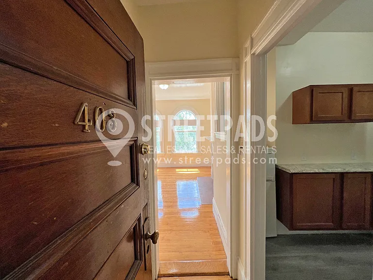 2 Ware St #303 — Photo 22
