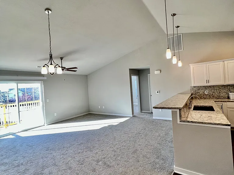 7888 S Scepter Dr — Photo 15