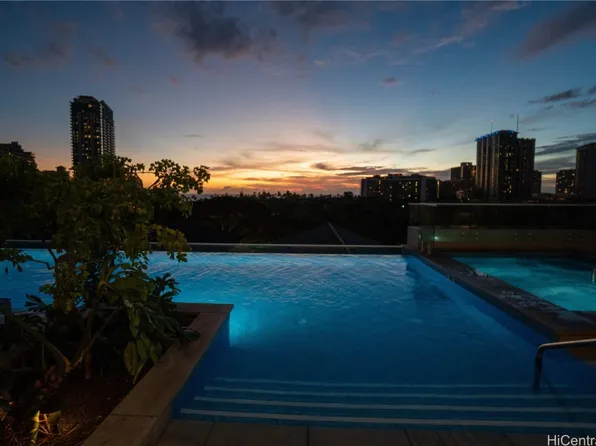 383 Kalaimoku St #1008, Honolulu, HI 96815