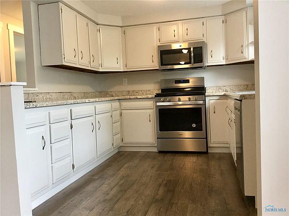 3rd image of 4538 E Peachton Dr