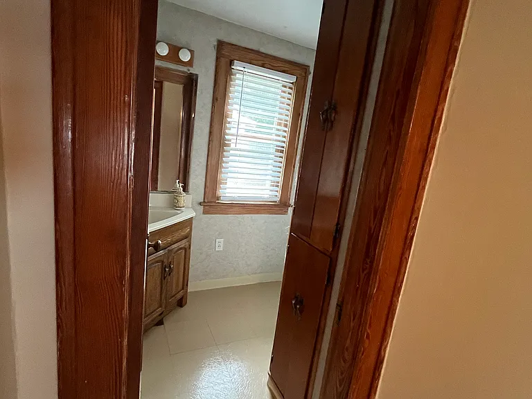 159 E Lakeview Ave — Photo 13