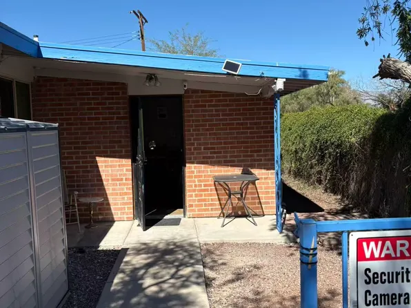 5075 E Scarlett St #3, Tucson, AZ 85711