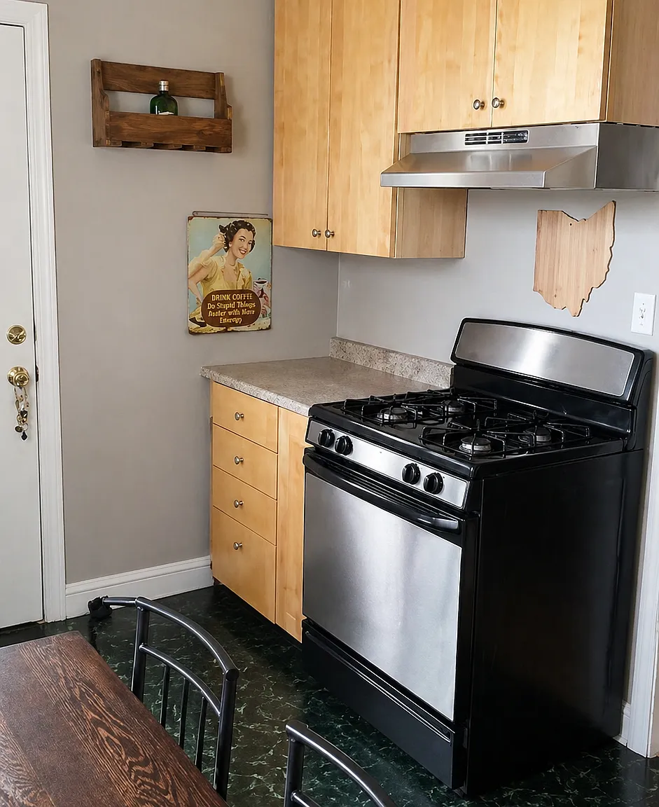 2 bed, 850 sqft, $2,985 — Photo 4