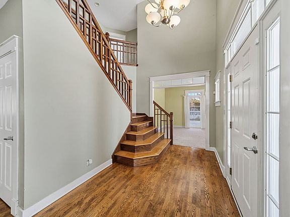 4th image of 7N072 Willowbrook Dr