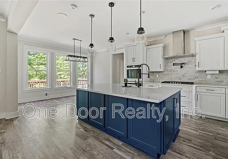 5320 Linkshire Ln — Photo 13