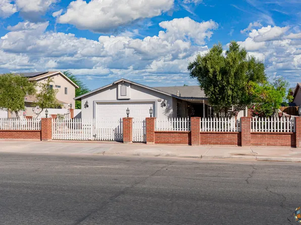 304 Aurora Dr, El Centro, CA 92243