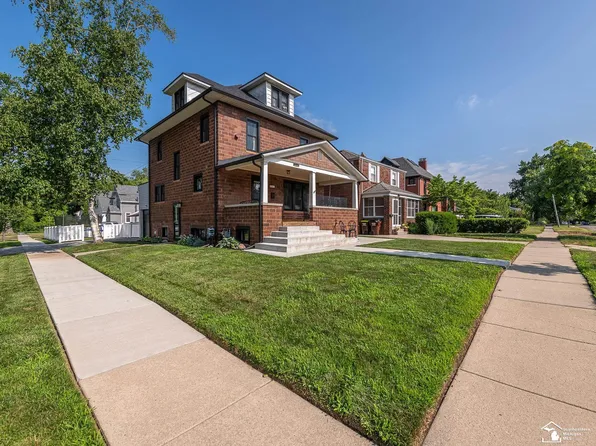 525 Godfroy Ave, Monroe, MI 48162