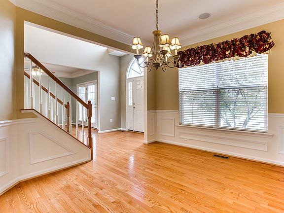 5th image of 8636 Belgrove Gardens Ln