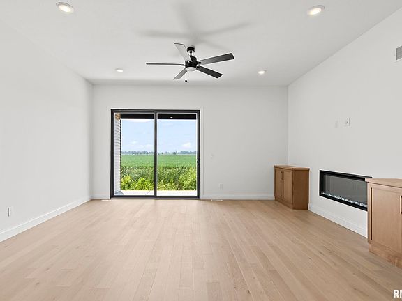 4th image of 4620 Tess Dr