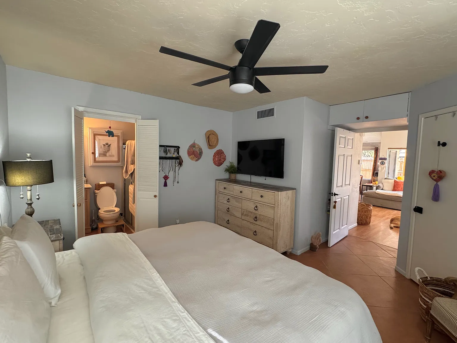 2492 N Bay Dr — Photo 4
