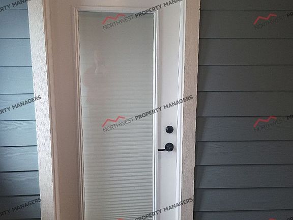 3rd image of 1514 Winterwood Dr