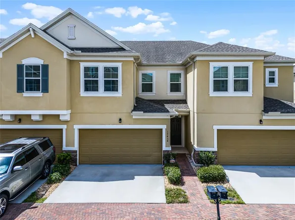 17434 Chateau Pine Way, Clermont, FL 34711