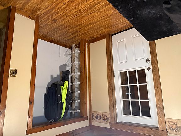 2nd image of 125 Kelly Hill Road