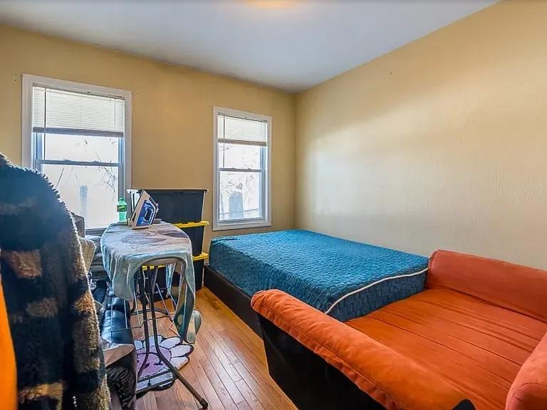 10 Lucian St #1 — Photo 8