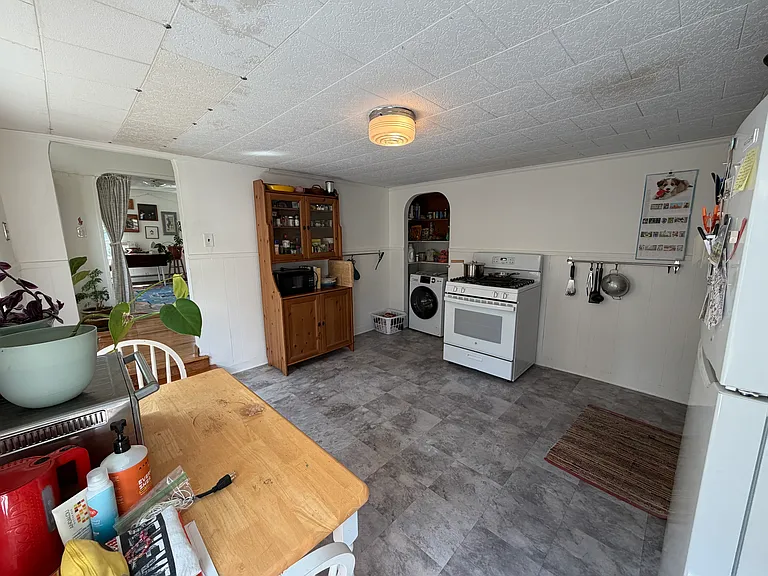 18 Tremont St #2L — Photo 6