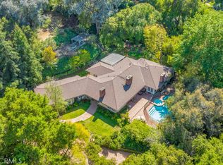 16105 Woodvale Rd, Encino, CA 91436