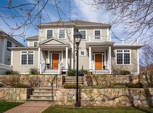 26 Maple Ln #26, Medfield, MA 02052