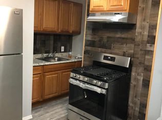 30 Elizabeth St, Wilkes Barre, PA 18704