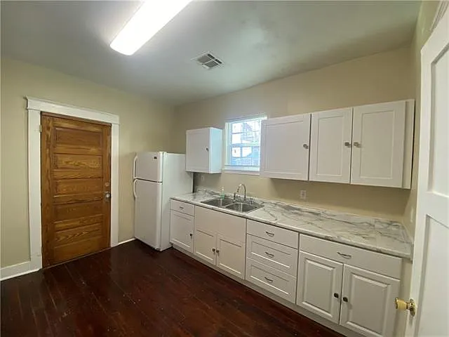 8328 Forshey St — Photo 14