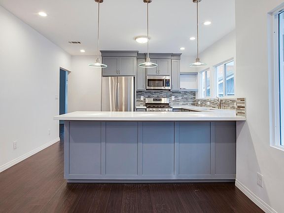 3rd image of 2765 W 8th St #2