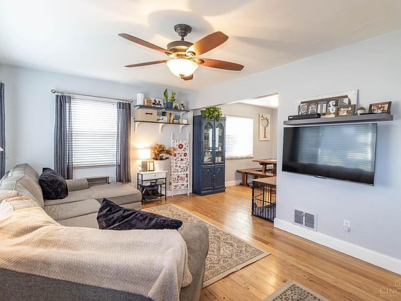 2nd image of 5731 Biscayne Ave