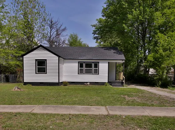 1912 N McAuley Dr, West Memphis, AR 72301