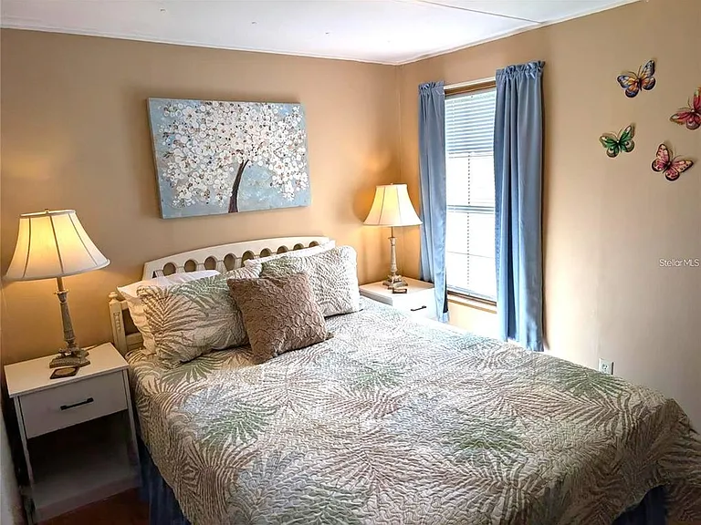 56314 Blue Creek Rd — Photo 11