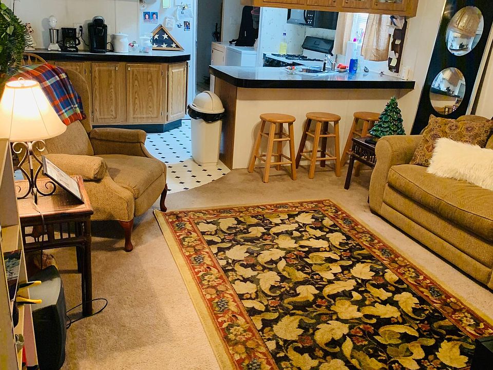 1st image of 31 Elm Ln