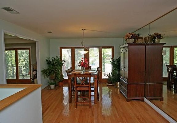 4th image of 604 Dove Ln