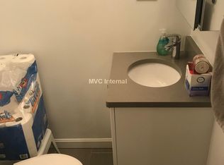 17 Suffolk St #2C, Chelsea, MA 02150