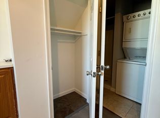 400 Easton Rd #9, Horsham, PA 19044