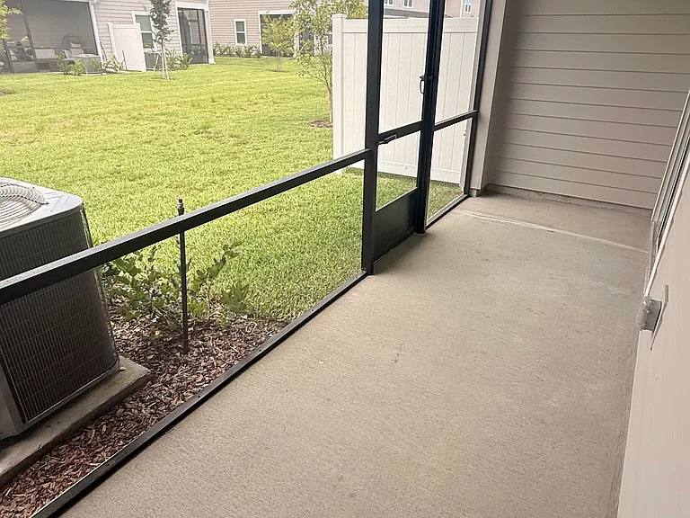 207 Hubbard Bend St — Photo 24