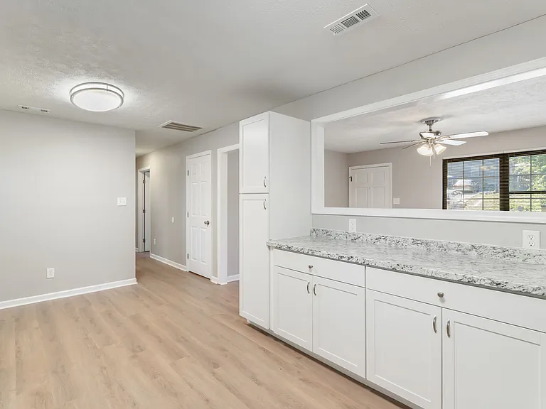 2809 Lay Ave — Photo 6