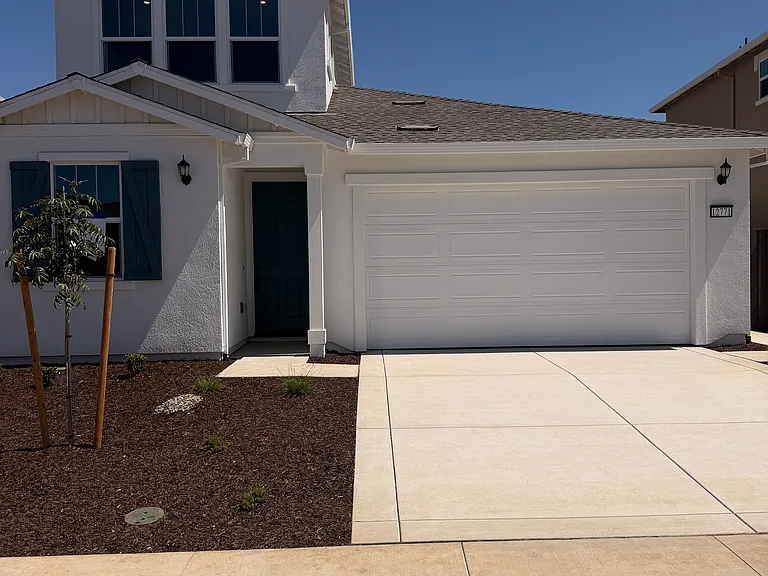 12771 Ironbow Way — Photo 4