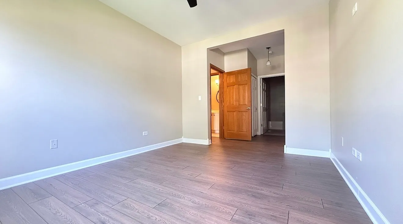 2 bed, 1197 sqft, $2,500 — Photo 3